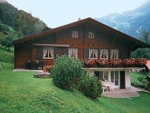 22240329-Ferienwohnung-3-Lauterbrunnen-300x225-1