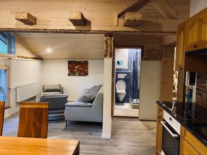 23893901-Ferienwohnung-6-Lauterbrunnen-300x225-3