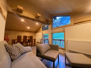 23893901-Ferienwohnung-6-Lauterbrunnen-300x225-5