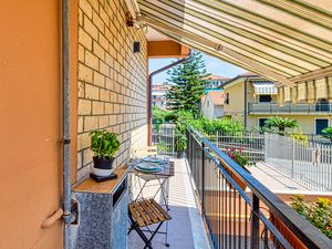 24047592-Ferienwohnung-4-Lavagna-300x225-5