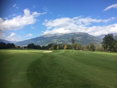 Dolomitengolf - jeder Schlag mit Echo