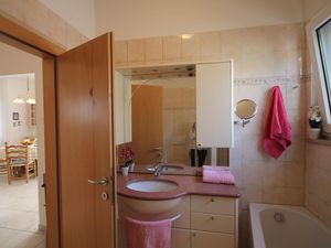 23043691-Ferienwohnung-6-Lazise-300x225-1