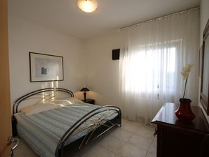 23043691-Ferienwohnung-6-Lazise-300x225-5