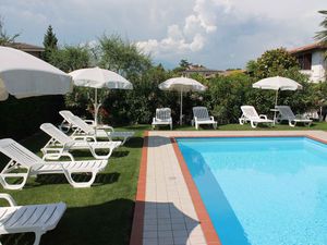 23772628-Ferienwohnung-6-Lazise-300x225-1