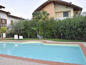 23773855-Ferienwohnung-5-Lazise-300x225-3