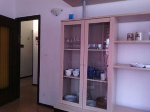 18553000-Ferienwohnung-4-Lazise-300x225-5