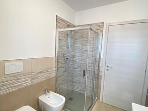 23588472-Ferienwohnung-4-Lazise-300x225-5