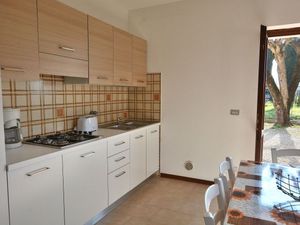 21593393-Ferienwohnung-6-Lazise-300x225-5