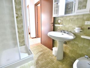 21593409-Ferienwohnung-4-Lazise-300x225-3