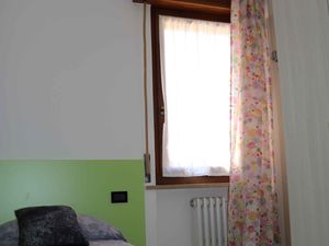 23774700-Ferienwohnung-4-Lazise-300x225-1