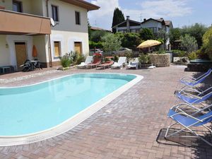 23774702-Ferienwohnung-4-Lazise-300x225-2