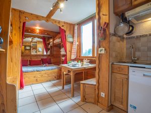 23855446-Ferienwohnung-2-Le Corbier-300x225-0