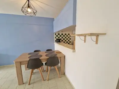 DiningRoom