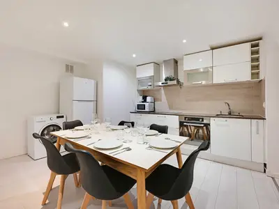 DiningRoom