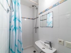 23842123-Ferienwohnung-6-Le Lavandou-300x225-1