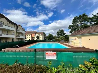 PoolOfHouse