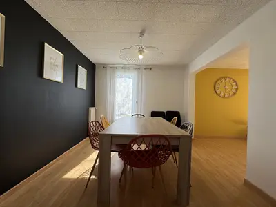 DiningRoom