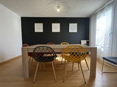 DiningRoom