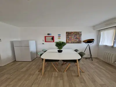 DiningRoom