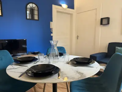 DiningRoom