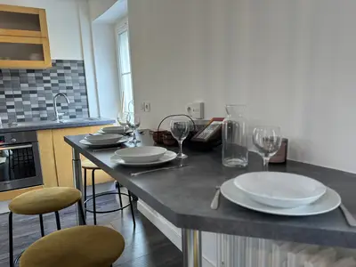 DiningRoom