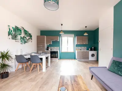 DiningRoom