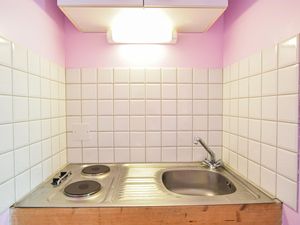 23748271-Ferienwohnung-2-Le Mesnil-Esnard-300x225-5