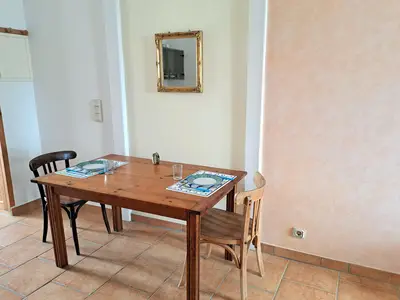 DiningRoom