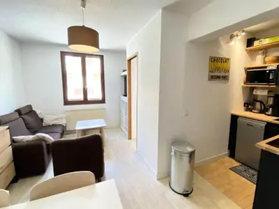 Ferienwohnung für 9 Personen (50 m²) in Le Rouret 1/10