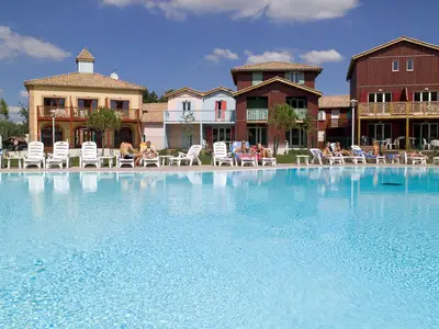 PoolOfHouse