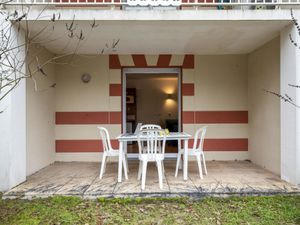 23861281-Ferienwohnung-4-Le Verdon-sur-Mer-300x225-1