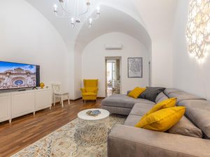 23922303-Ferienwohnung-4-Lecce-300x225-2