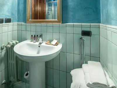 bathroom bathroom
