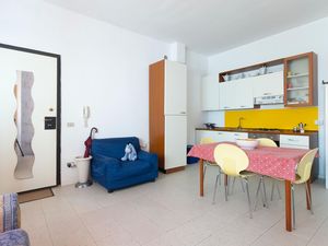 23757640-Ferienwohnung-5-Lecce-300x225-2