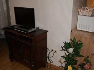 23894174-Ferienwohnung-4-Leer-300x225-3