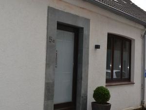 24027919-Ferienwohnung-2-Leer-300x225-3