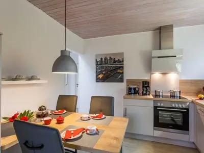 Ferienwohnung für 3 Personen (58 m²) in Leer 1/10