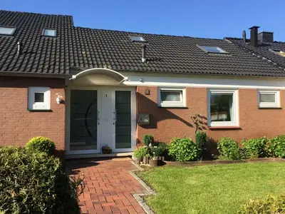 Ferienwohnung für 3 Personen (75 m²) in Leer 1/10