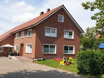 Ferienwohnung für 5 Personen (85 m²) in Leer 1/10