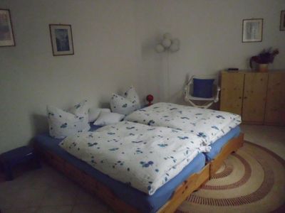 Schlafbereich. Aufbettung EG Kinderzimmer 2mal 90x200