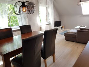 23680403-Ferienwohnung-4-Lehe (Schleswig-Holstein)-300x225-2