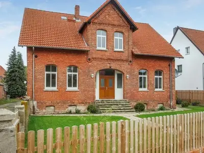 Ferienwohnung für 9 Personen (140 m²) in Lehrte 1/10