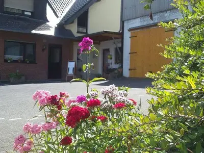 Ferienwohnung für 4 Personen (52 m²) in Leichlingen 1/10