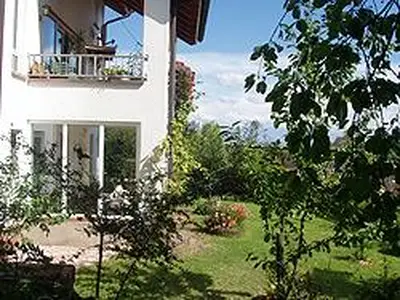 Werbebild Fewo Thomas  Haus Garten Sommer