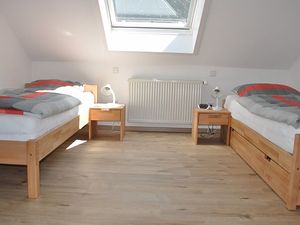 22140877-Ferienwohnung-5-Leipheim-300x225-5