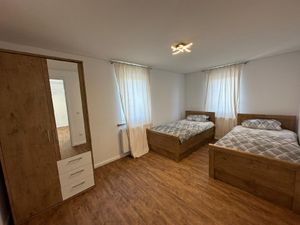 24049836-Ferienwohnung-5-Leipzig-300x225-2