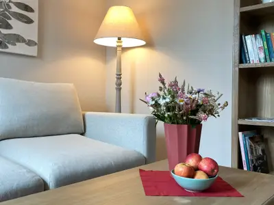 Photo, INSIDE, OUTSIDE