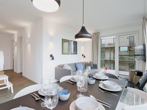 23739808-Ferienwohnung-6-Lembruch-300x225-3