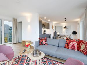 23742175-Ferienwohnung-6-Lembruch-300x225-1