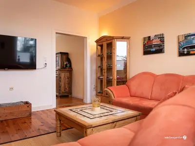 Blick vom Wohnzimmer Richtung Küche
